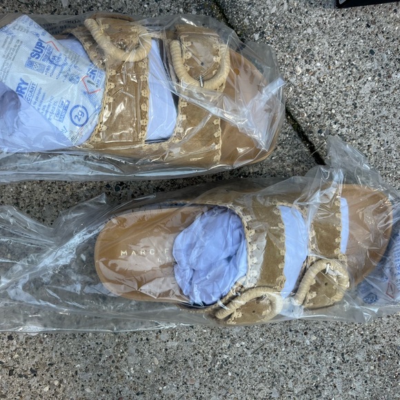 Brand New Condition!!! Marc Fisher Solea Footbed Sandal 6.5 NEW in BOX - Picture 7 of 9